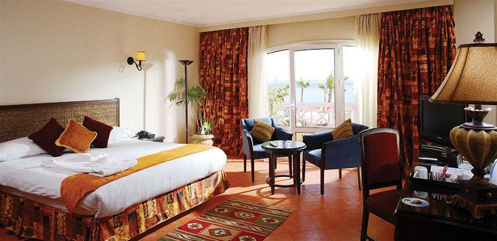 Porto Sokhna Pyramids Apartments Powered By Amer-Group Family Only Ain Sukhna Ngoại thất bức ảnh