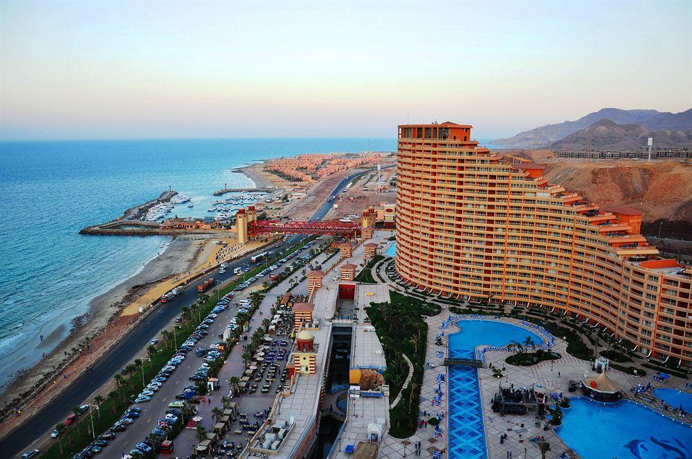 Porto Sokhna Pyramids Apartments Powered By Amer-Group Family Only Ain Sukhna Ngoại thất bức ảnh